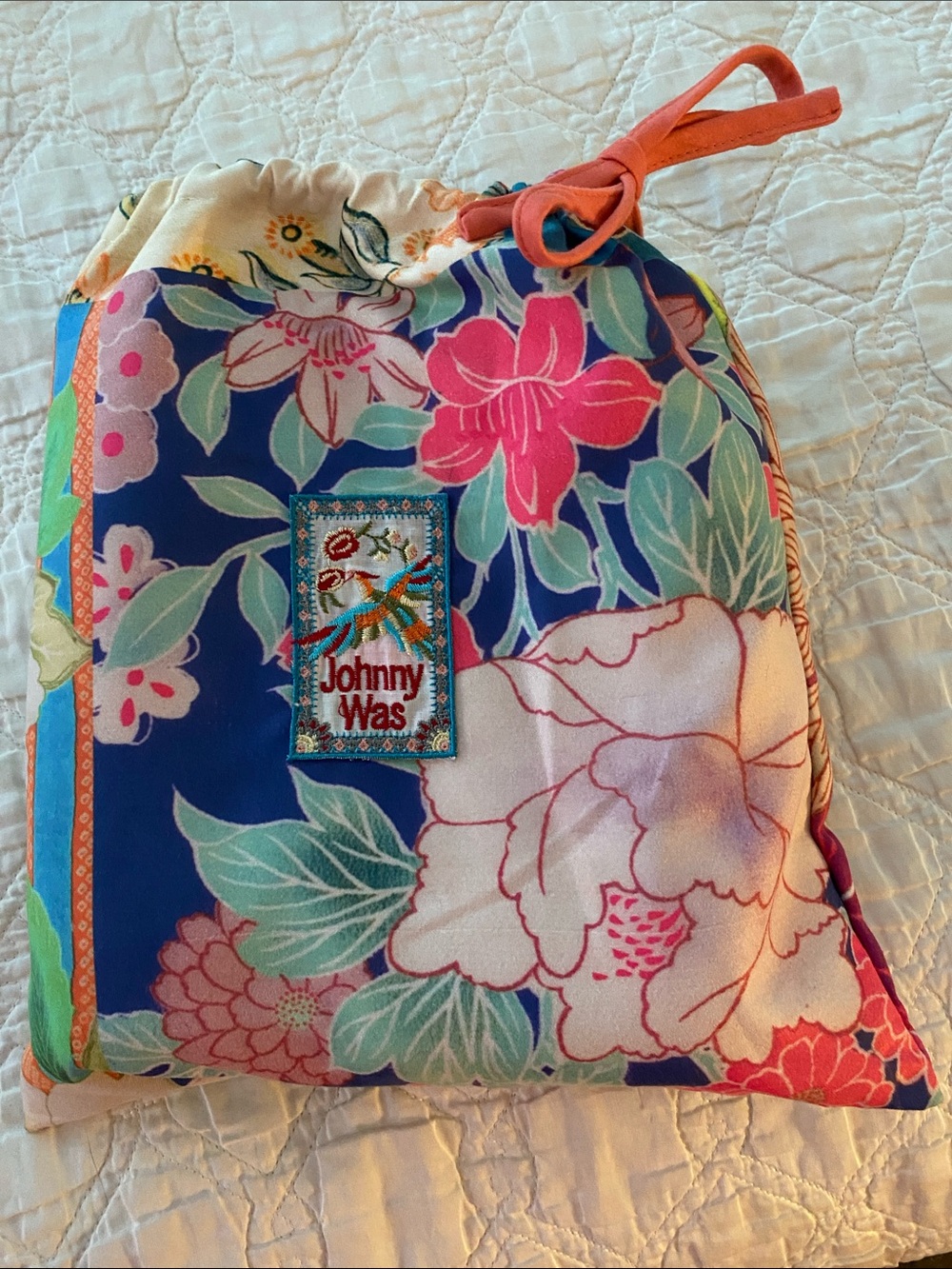 Johnny Was “Grace Bright Beach Blanket” Reversible, Colorful Florals 65x70 NIB